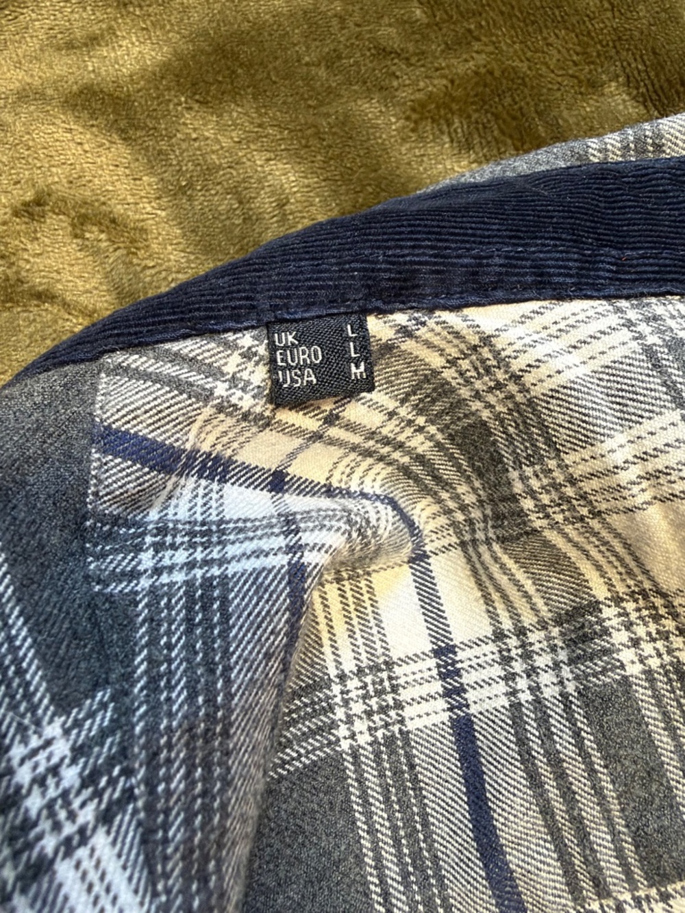 Barbour button down - Picture 6 of 8